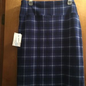 Lularoe Cassie XL, NWT, Plaid